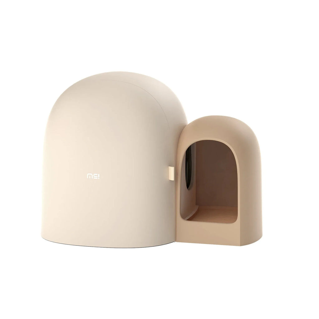 Oversized enclosed cat litter box in ABS plastic showing dimensions 67.7cm by 49cm by 50cm