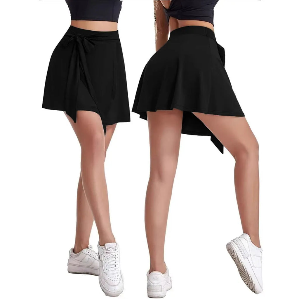 Black thigh-length sports skirt with high waist and integrated shorts for anti-exposure coverage during sports