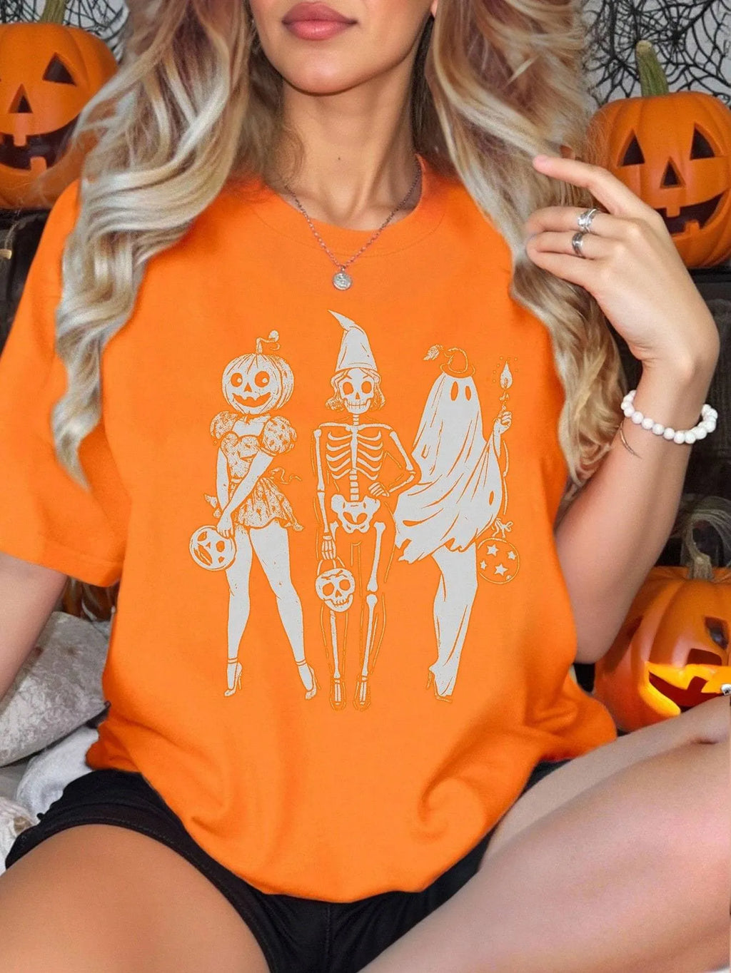 Loose-fit cotton summer t-shirt in multiple colour options