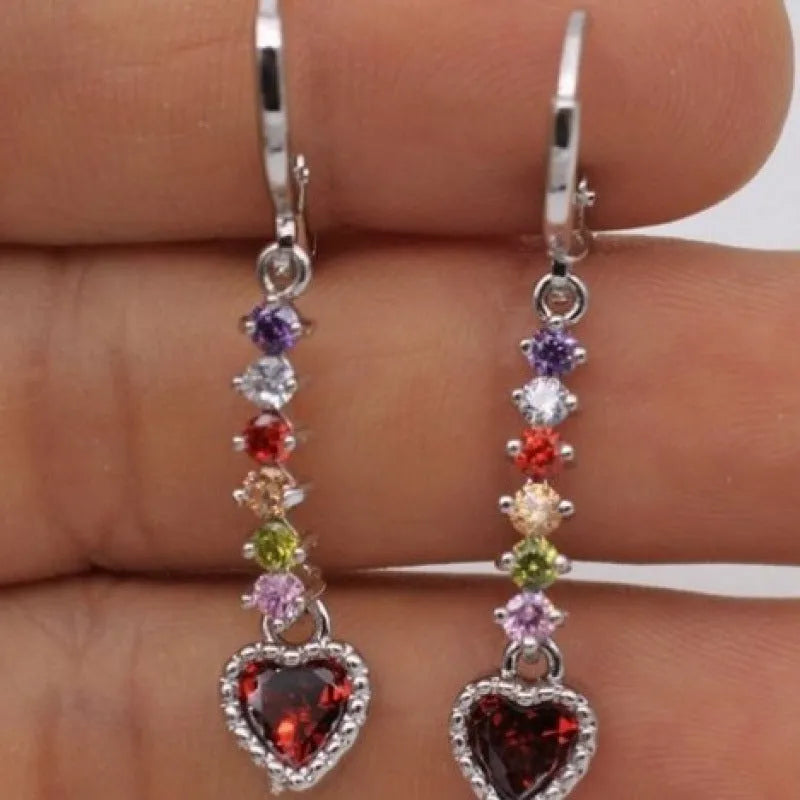 Women's heart-shaped fashion earrings in gold and silver colour options