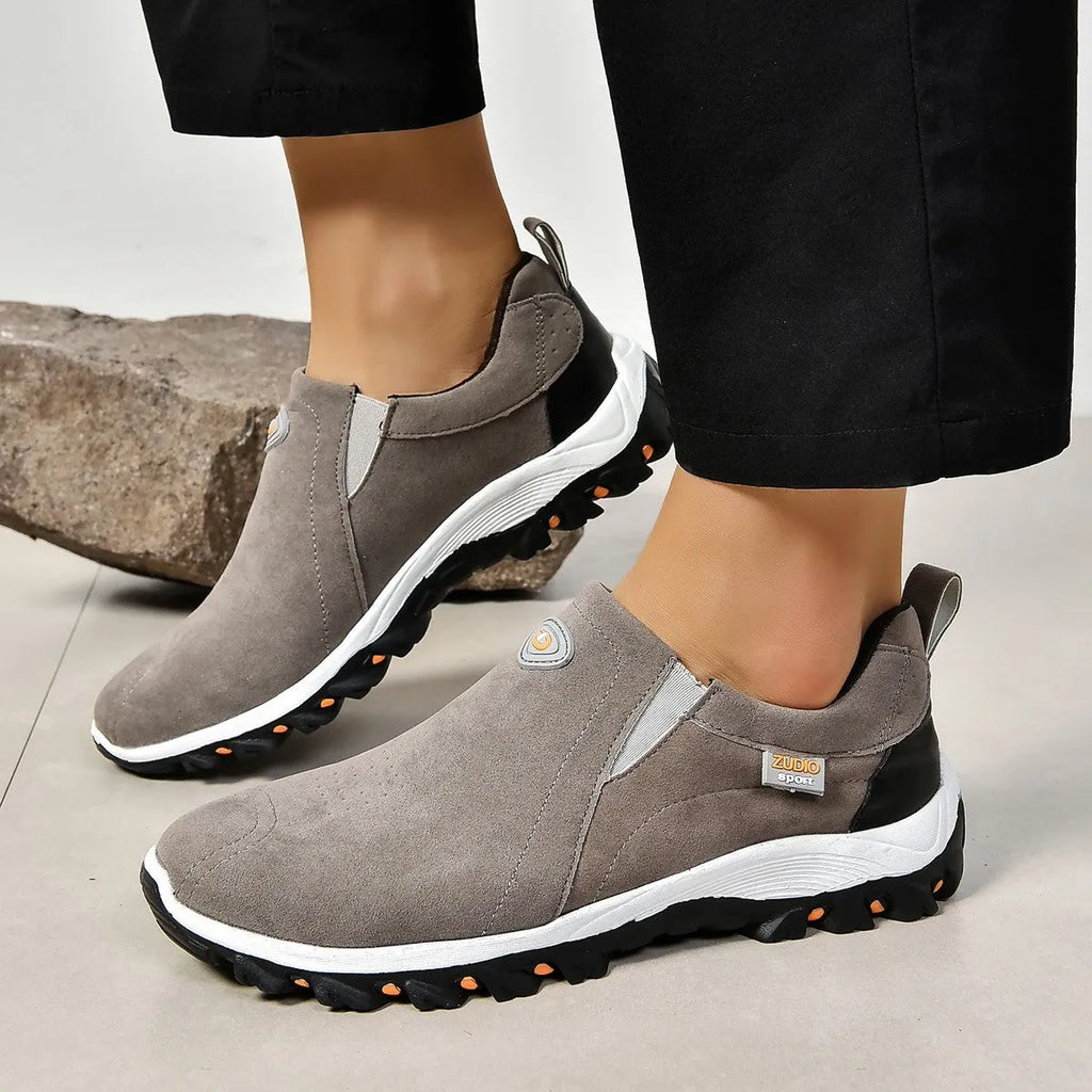 Men's round head shallow mouth thin fashion shoes in multiple colours with rubber sole