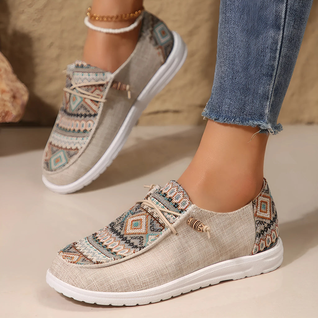 Women's flat round toe slip-on shoes in artificial PU with rubber soles in neutral colours