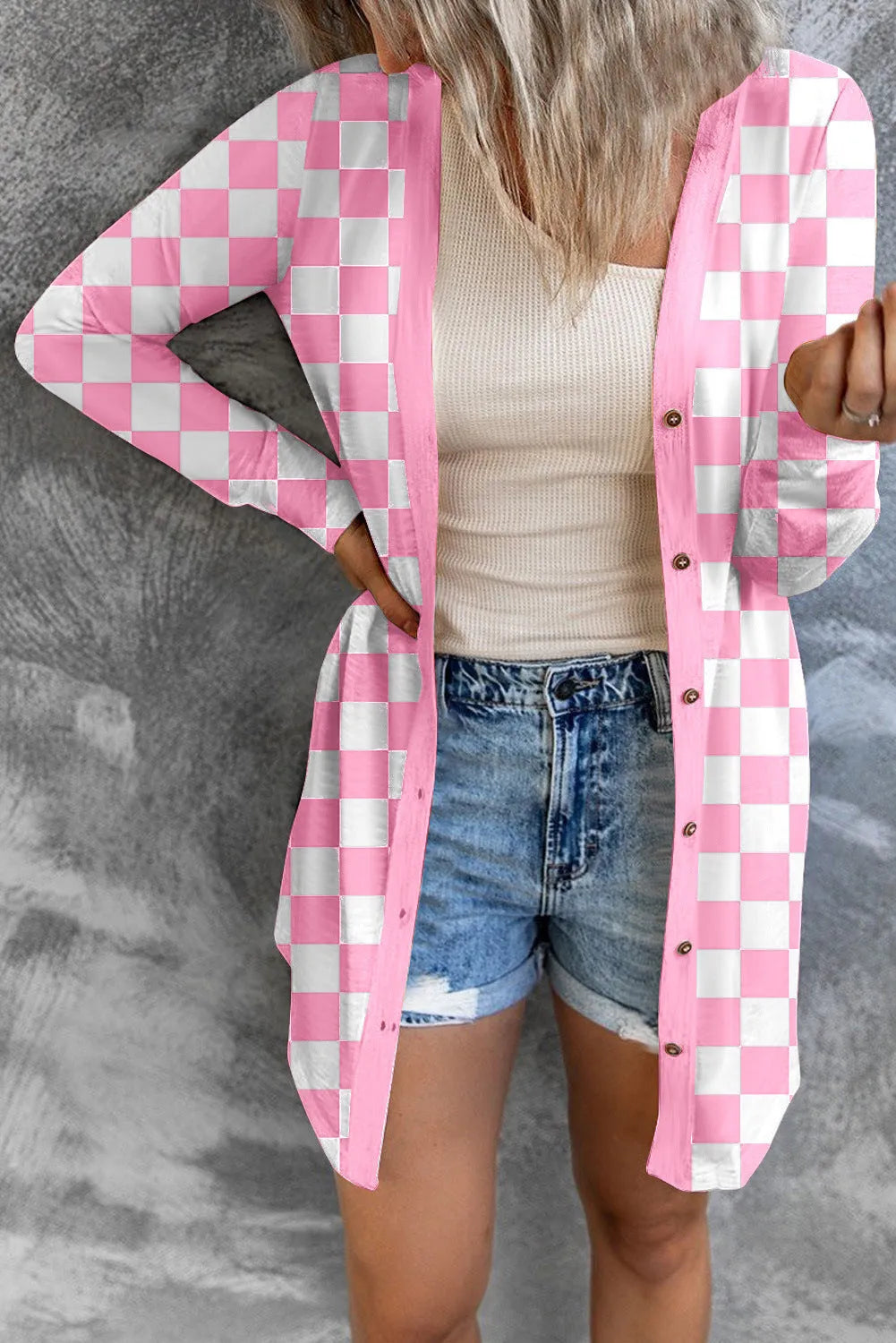 Women's long plaid knitted cardigan coat in polyester with contrast colour pattern