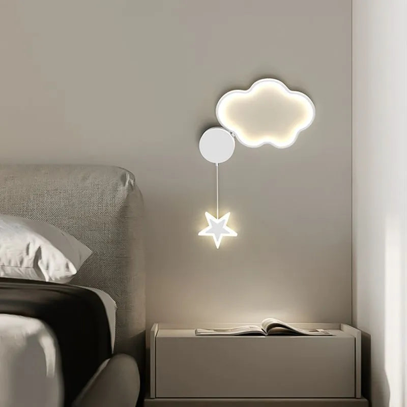 Children's room wall lamp with five-pointed star and cloud design in white with left-facing cloud style and three-colour LED