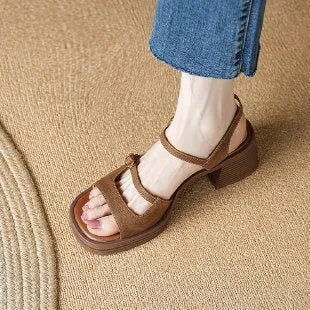 Women's open toe square toe retro platform sandals in beige with PU upper and rubber sole