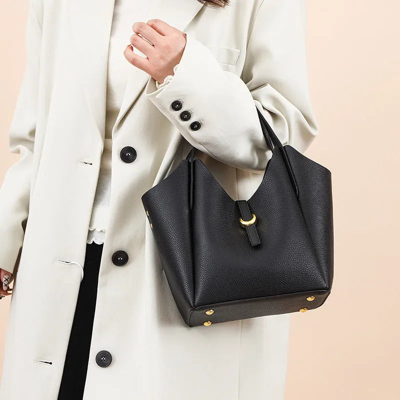 Genuine leather women's bucket bag in European and American retro style with file organisation