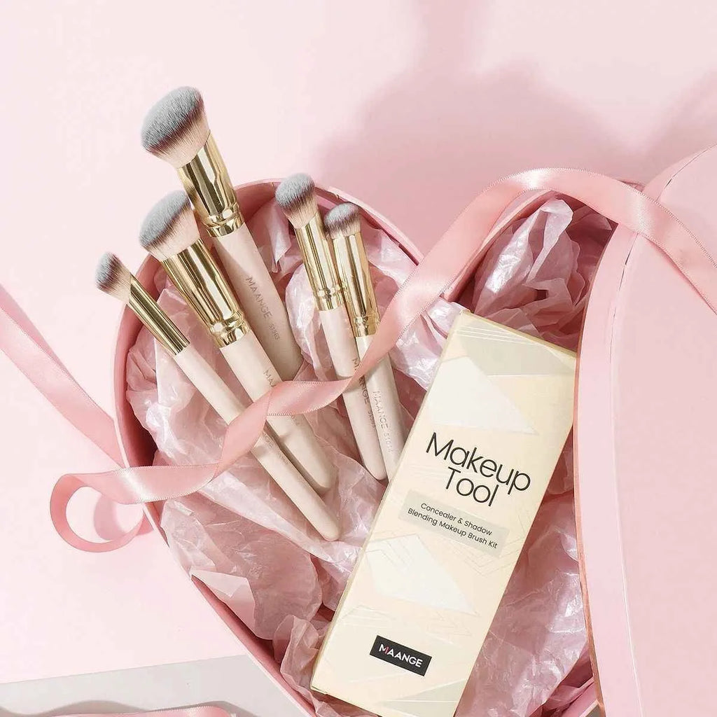 5 angled apricot makeup brushes with synthetic bristles for contouring and blush application