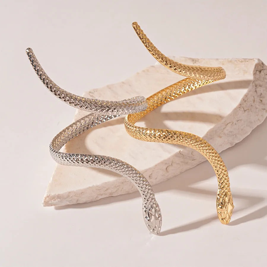 Exaggerated twisted winding snake design ring and bracelet jewellery set in gold or silver electroplated finish