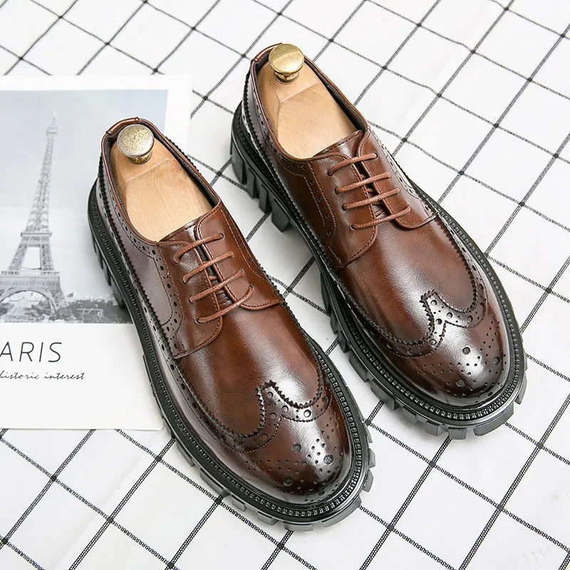 Men's fashion business brogue shoes in solid colour with round toe and breathable PU upper