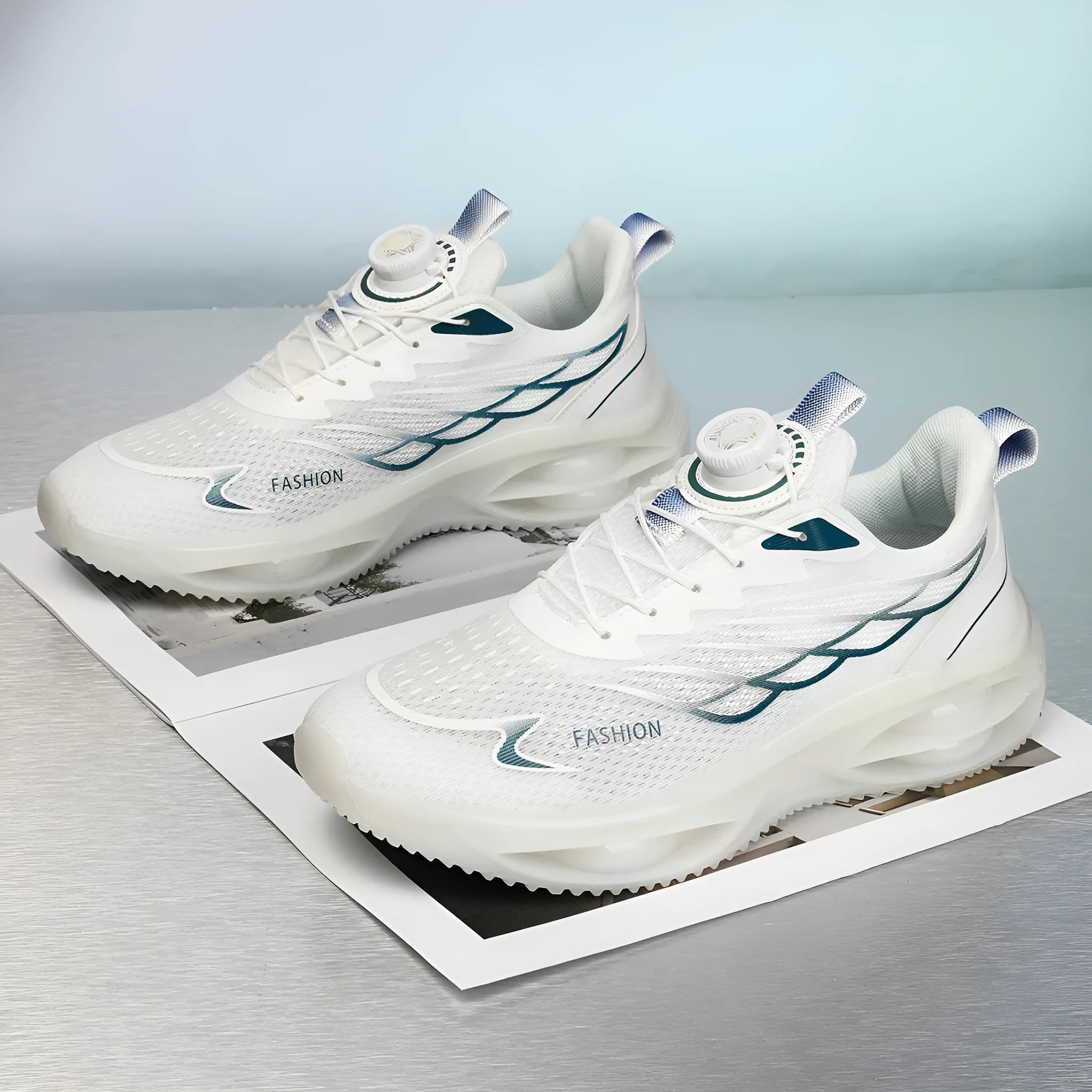 Casual solid colour running shoes with mesh upper and rubber sole in sky blue