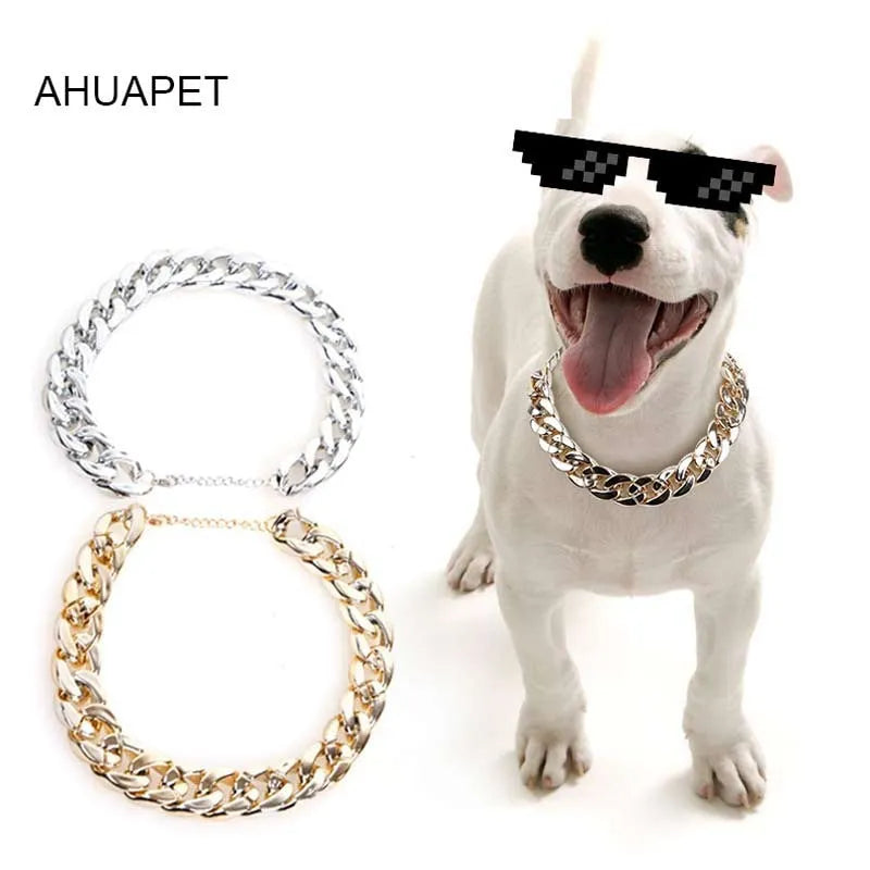 Geometric dog collar ornament with twisted chain buckle in gold, rose gold, and white colours.
