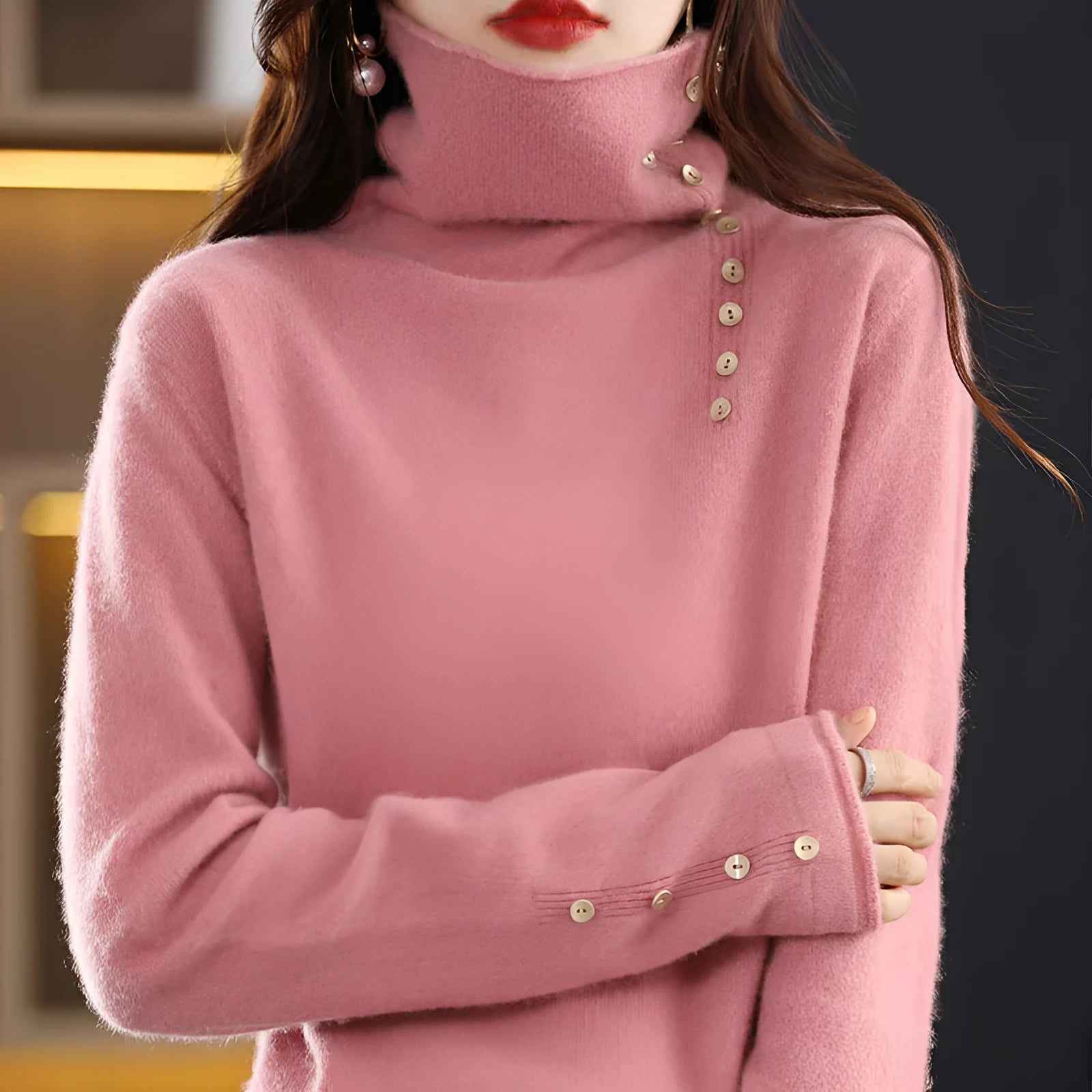 Knitted bottoming shirt in core-spun yarn showing front view with regular sleeves and 3D pattern details
