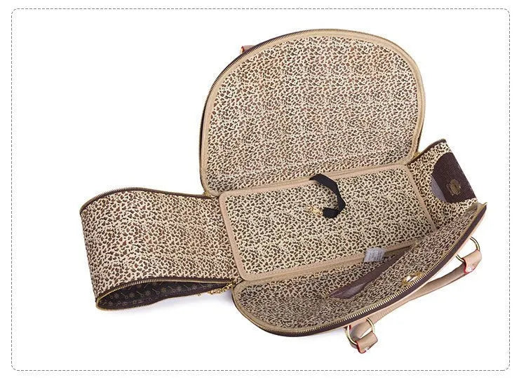 Anti-squeeze pet bag for small dogs and cats in PU embossing material brown white square size large 42x29x18cm