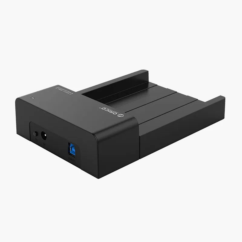 Black plastic external hard drive enclosure for 2.5 and 3.5 inch SATA drives with included data cable