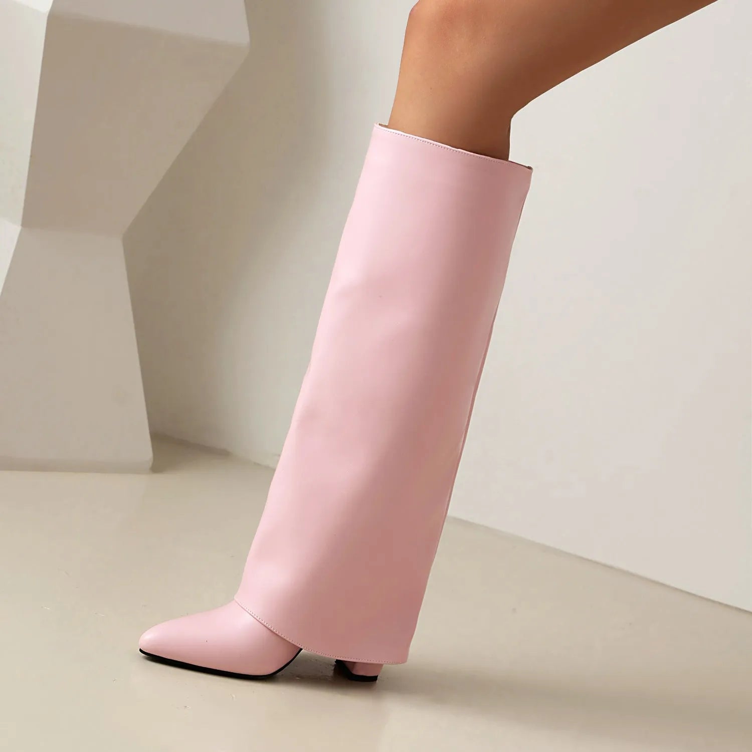Women's plus size thick high heel boots in black with high cylinder shaft and sewing line detail
