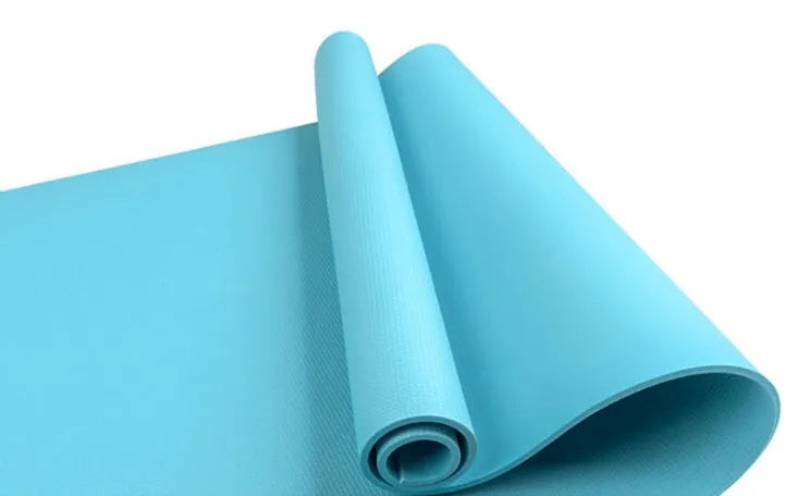 Red and blue EVA fitness yoga mats showing 4mm and 6mm thickness options for anti-slip exercise.