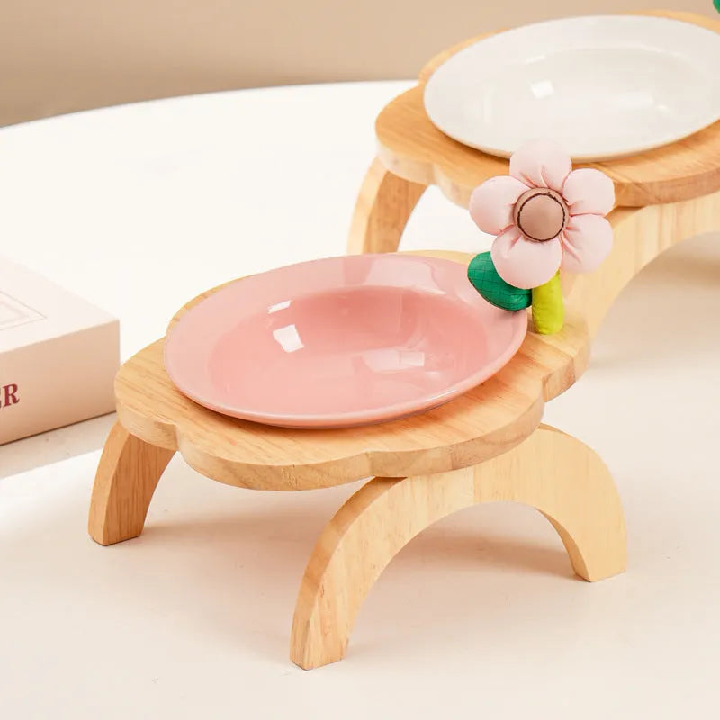 Flower shaped ceramic cat food bowl with wood stand in multi colour, 200ml capacity, 14.7cm diameter
