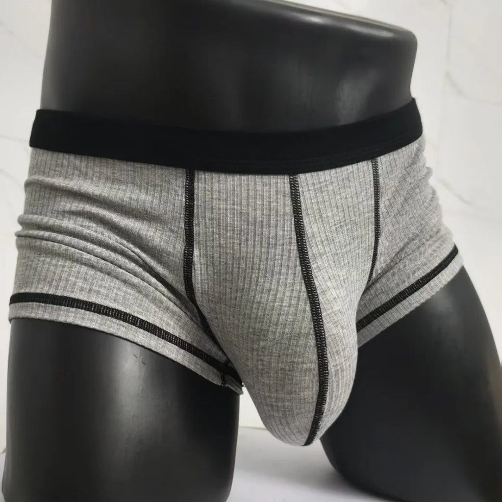 Breathable thin men's boxers in solid colour with hip lifting and body shaping, size L to 3XL