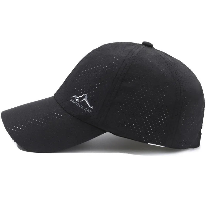 Korean style adjustable baseball cap in polyester fabric with dome crown design