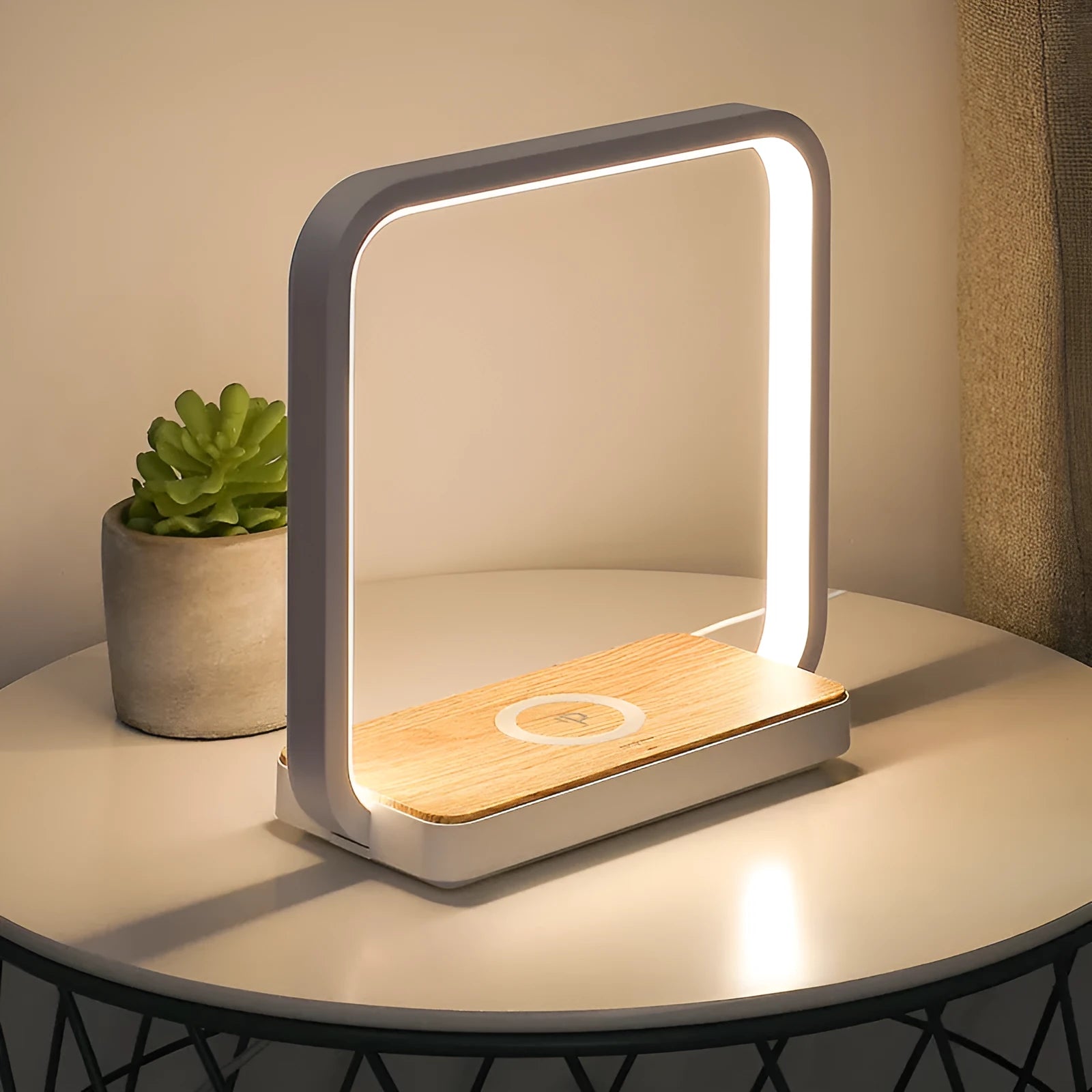 Modern aluminium smart bedside lamp with touch sensor and voice control in white or gold colour