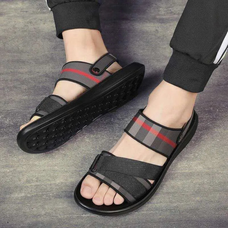 Youth summer leisure sports sandals with Lycra upper and polyurethane sole showing international sizing chart