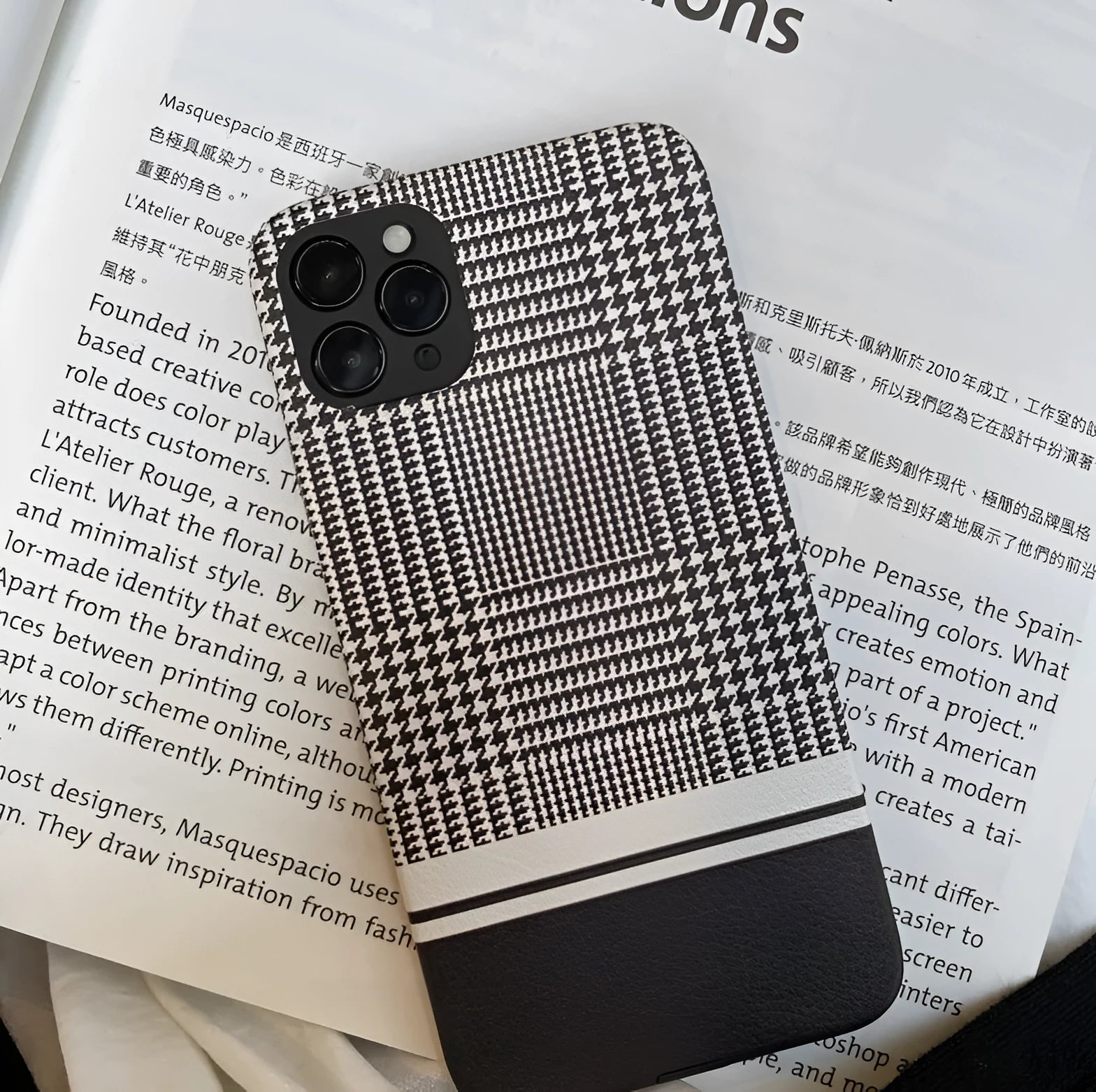 Black houndstooth soft rubber iPhone 11 phone case protective cover