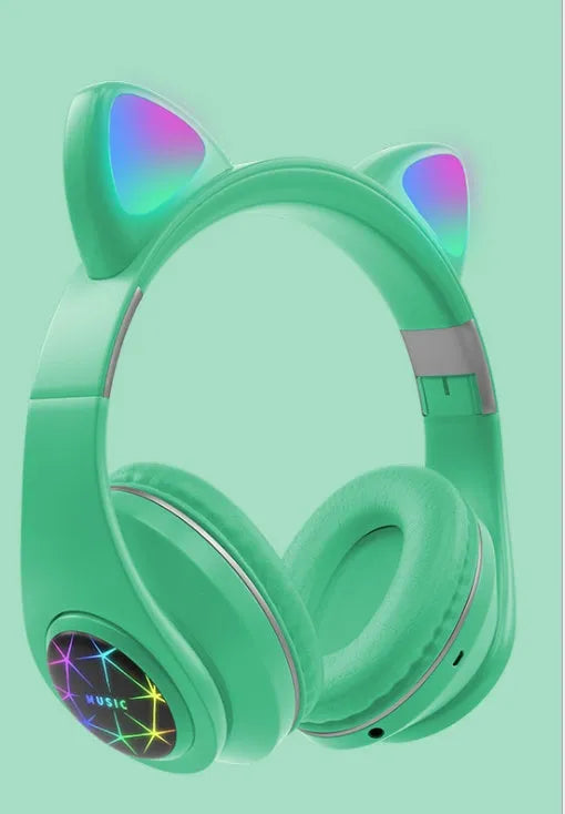 Cute cat ear Bluetooth headset in pink with over-ear design and built-in microphone
