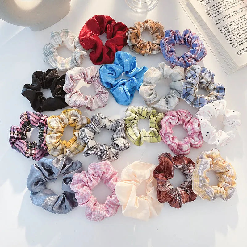 20-piece children's hair accessories set with autumn colours including hair rings and hairpins