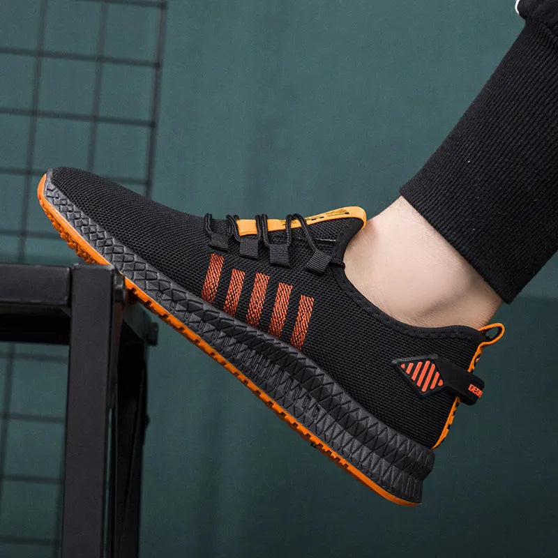 Men's summer casual low-top running shoes in black with front tie lace-up closure, sizes 39-44