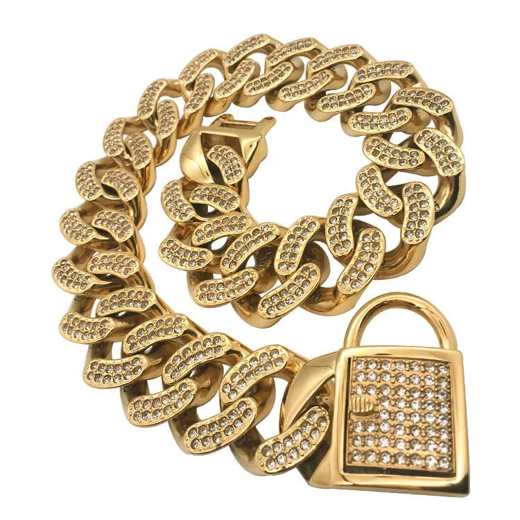 Stainless steel dog chain collar with diamond buckle head buckle in rose gold colour on white background