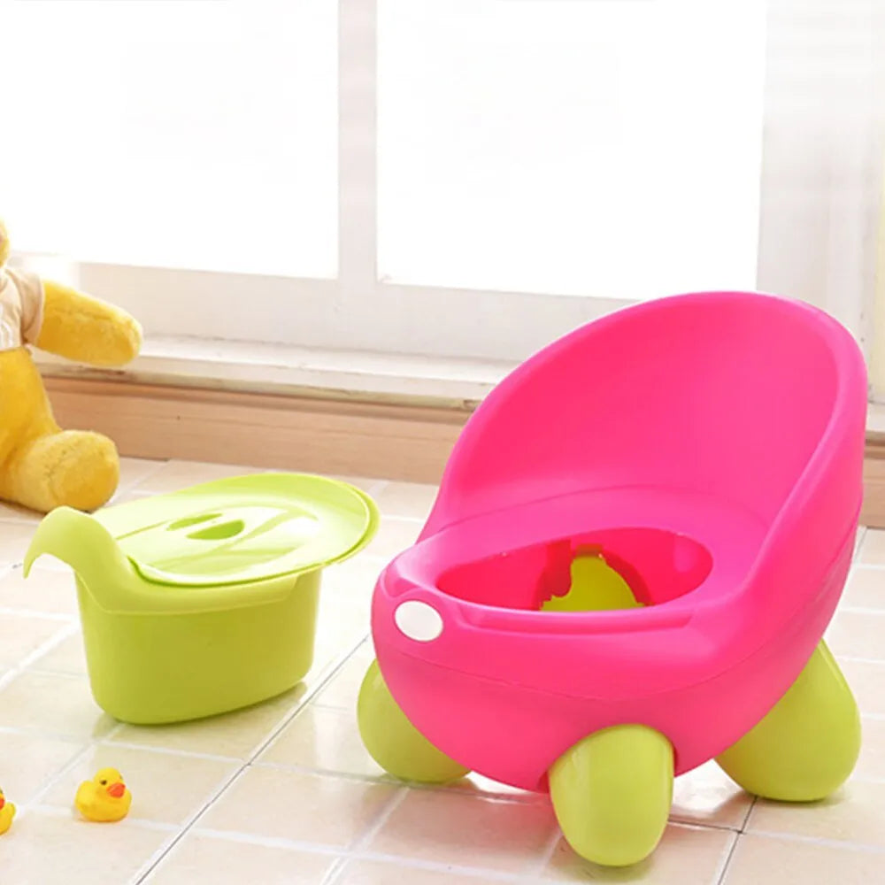 Dandan cartoon-themed children's toilet potty trainer in blue PP plastic