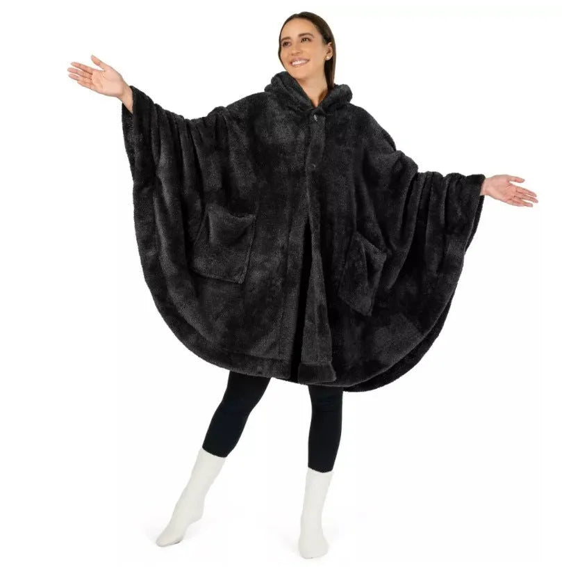 Thickened hooded bathrobe in polyester with long sleeves, available in pink, dark gray and black