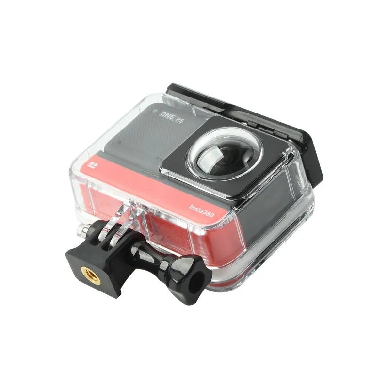 Transparent Insta360 One RS waterproof housing with dimensions 9x8x4.5cm