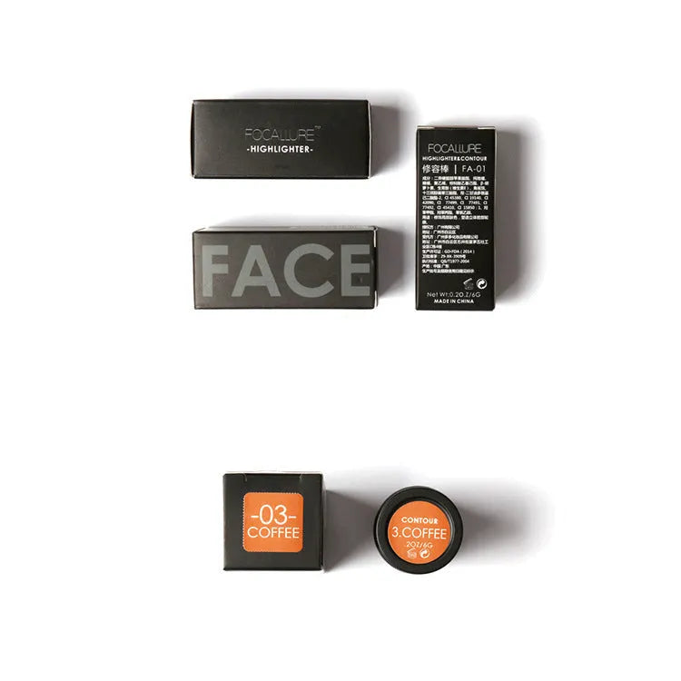Face contour highlighter compact with four colour pans labelled A, B, C, D.