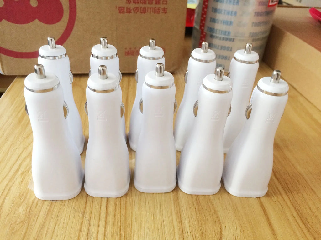 White QC30 single port USB car charger with QC2.0 fast charging for mobile phones