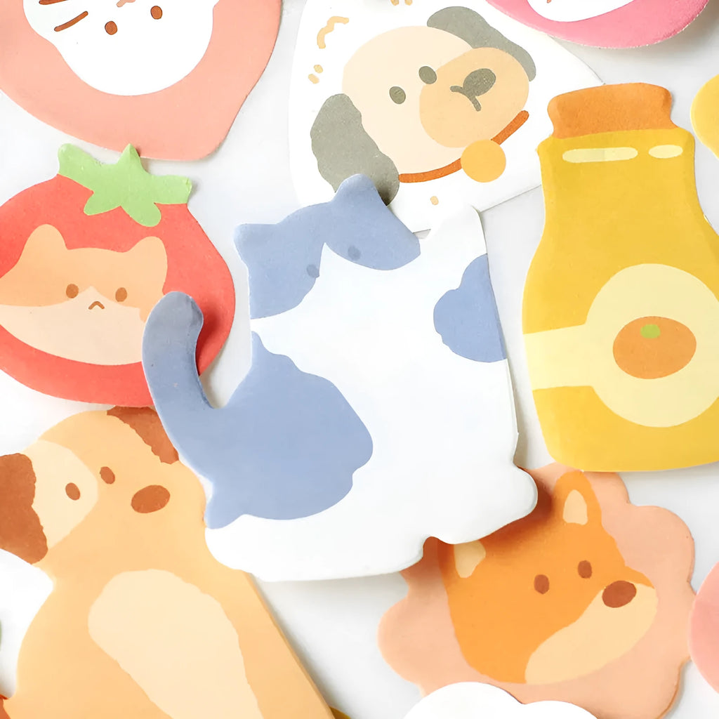 Animal shaped sticky note set with six colourful cover designs including bunny and sea otter themes
