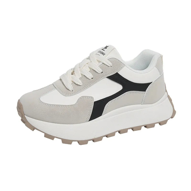 Women's low-top platform sneakers in Card Black with a flat rubber sole and front lace-up closure.