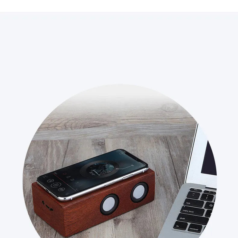 Wooden Bluetooth speaker with vintage radio design in bamboo, walnut or sapele finishes