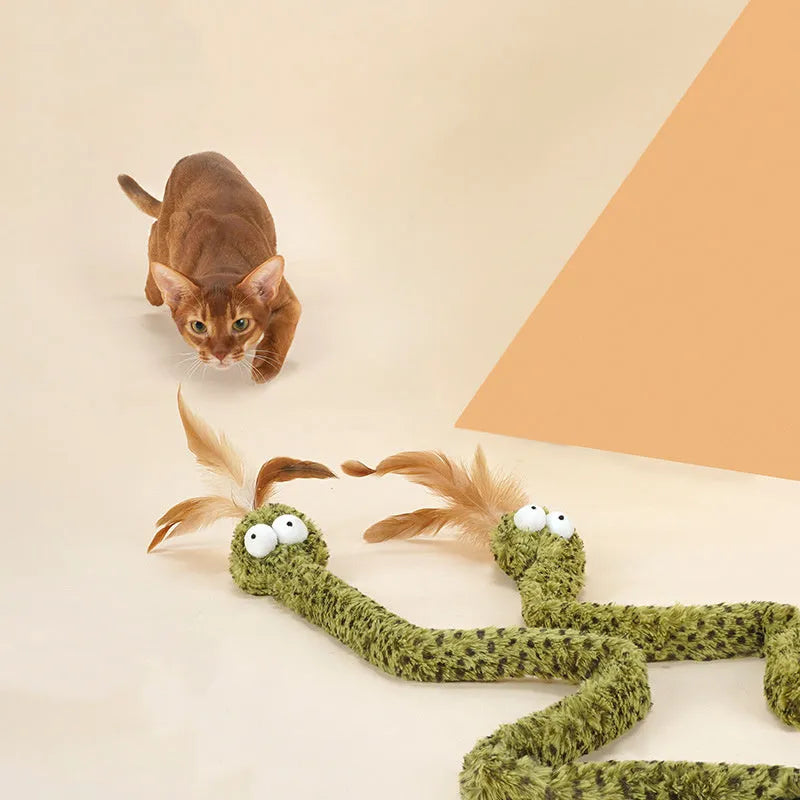 Green snake cat teasing stick toy with feather attachment on 140 cm pole