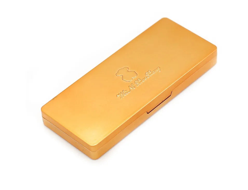 Bear Winnie nine-colour diamond-bright eye shadow palette with eight style options, 90g