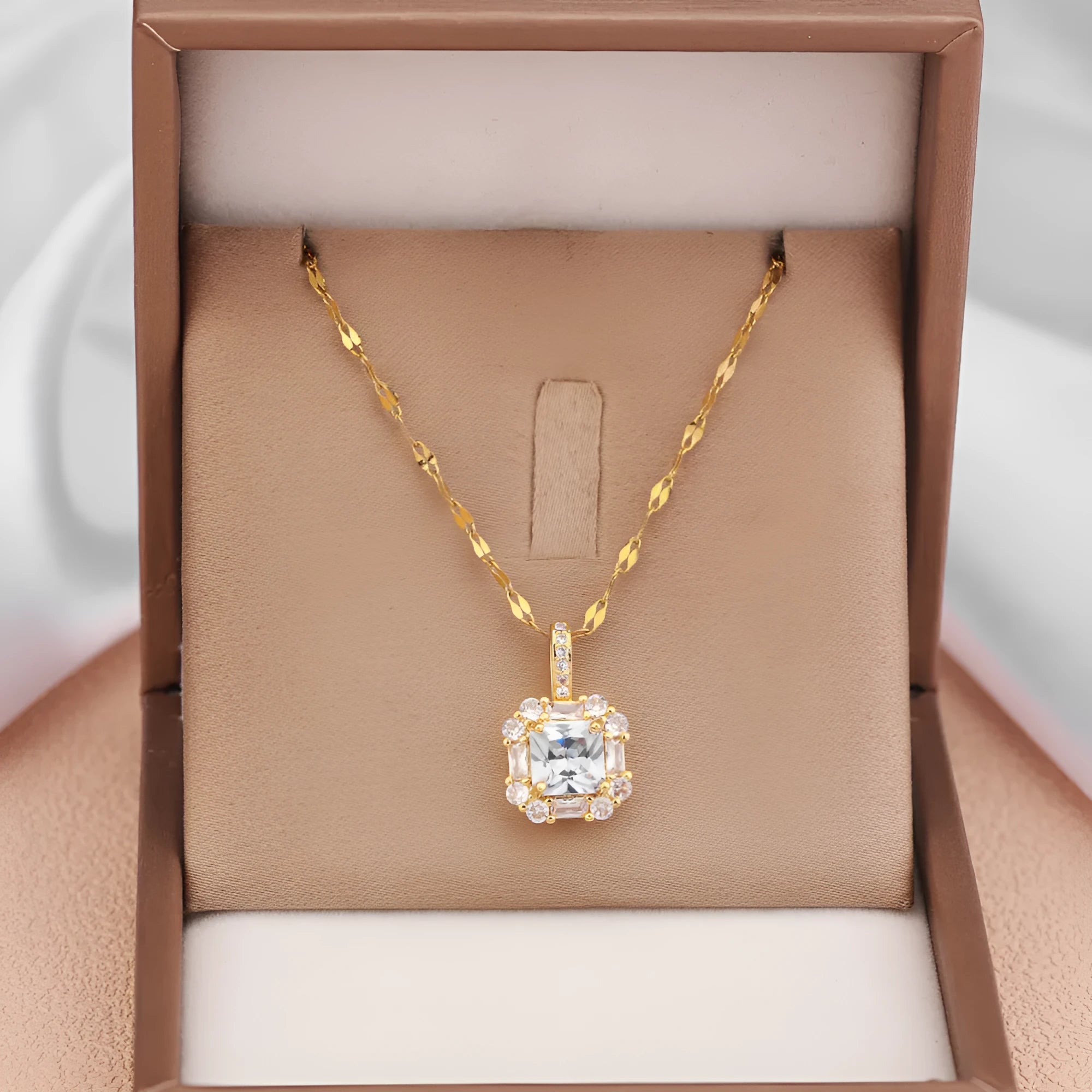 Women's titanium steel clavicle chain necklace with geometric gem-inlaid pendant