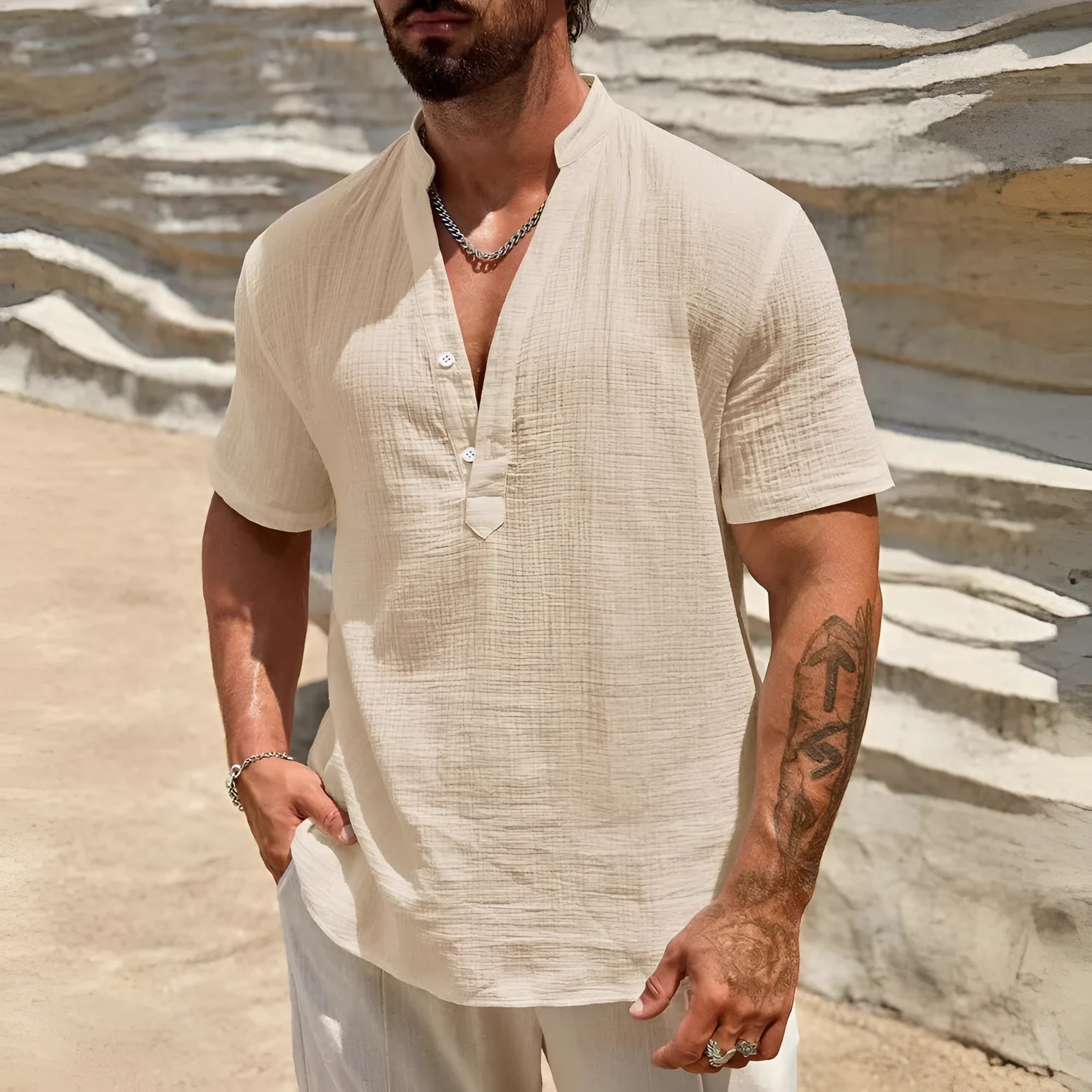 Men's solid colour stand collar short-sleeved shirt in polyester blend fabric for summer wear