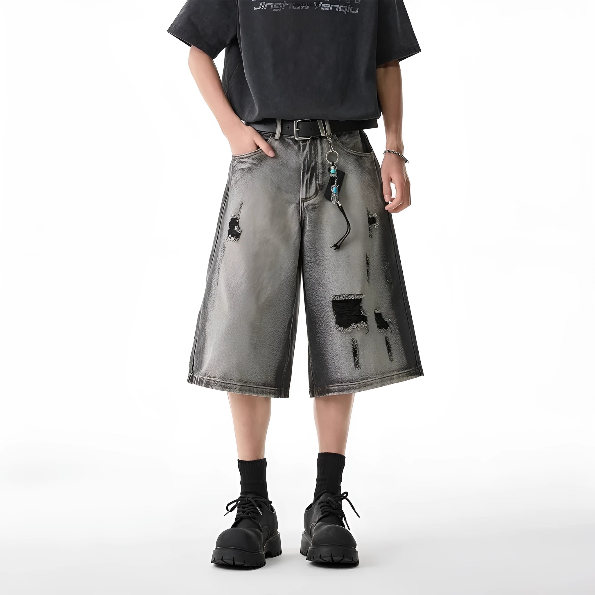 Gray high street water washed hole denim shorts for women retro loose fit cropped cotton summer shorts