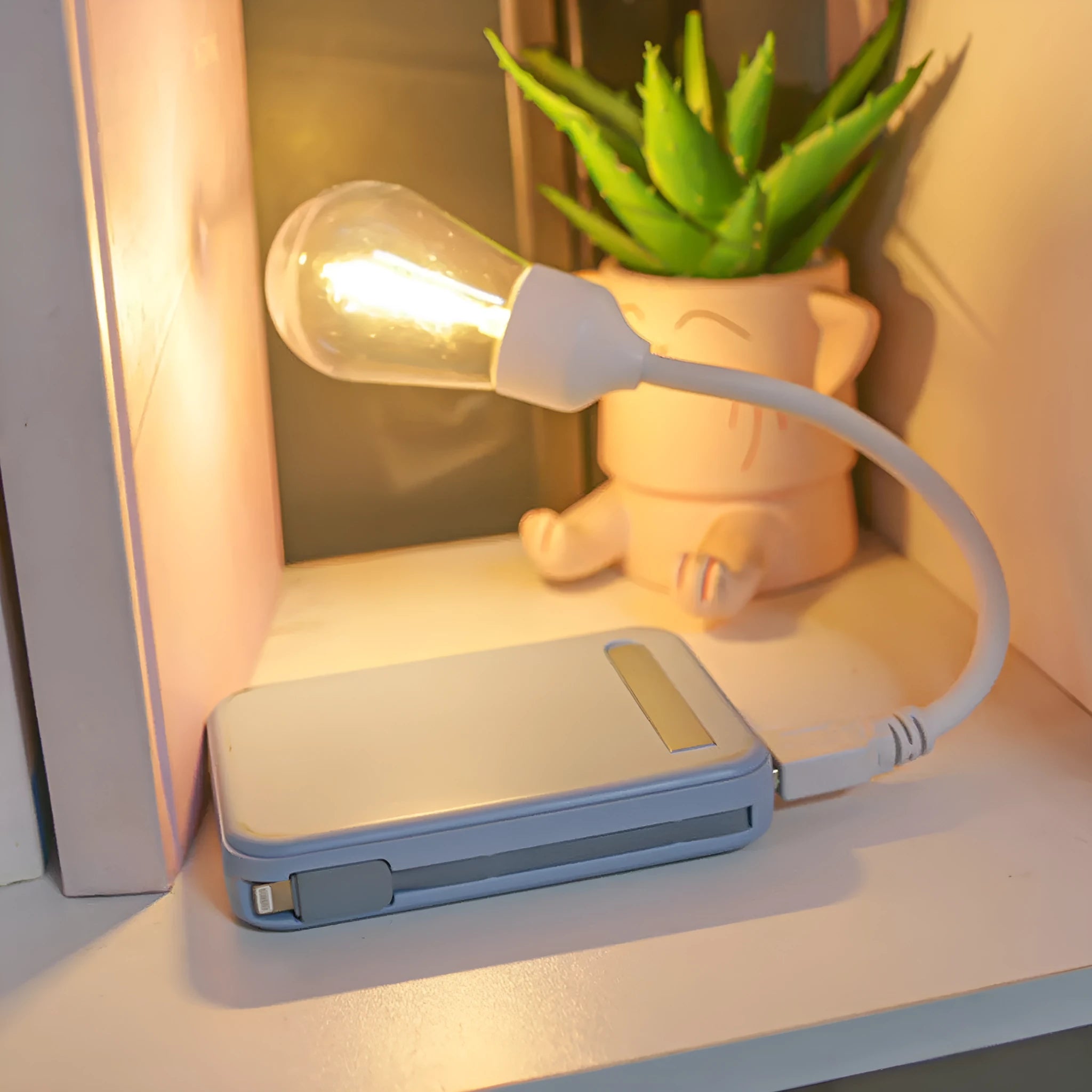 USB rechargeable folding tungsten night light with S14 style bulb in warm white colour