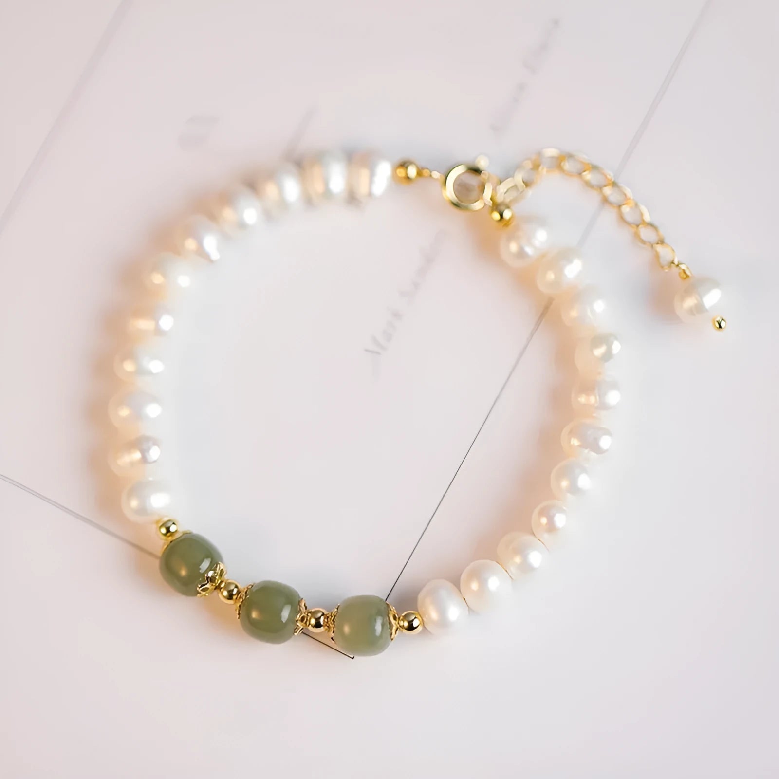 Natural freshwater pearl bracelet with diamond-shaped pearls in Hetian jade colour