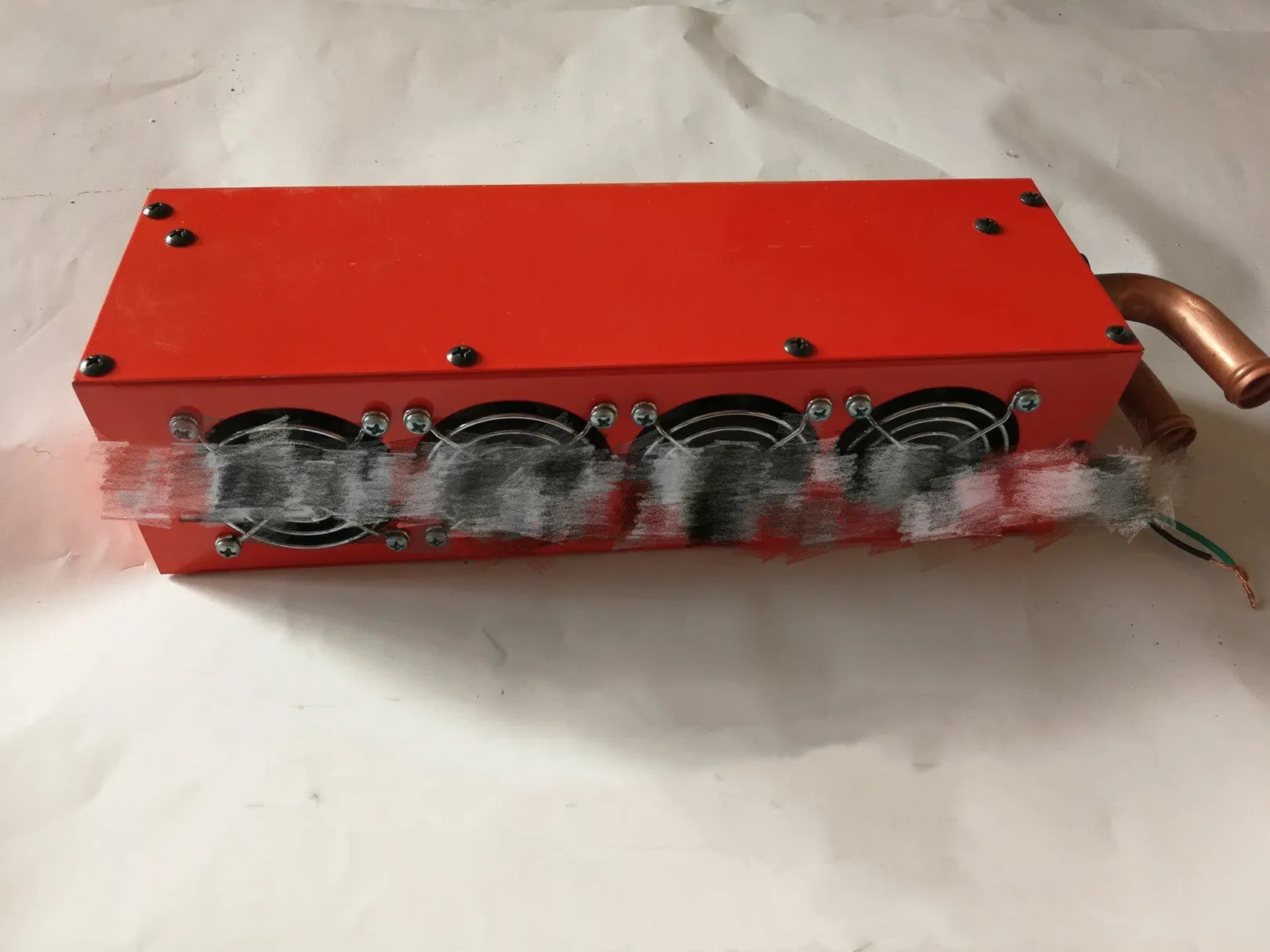 Metal automotive heater with copper pipe connections for 12V 24V vehicle installation