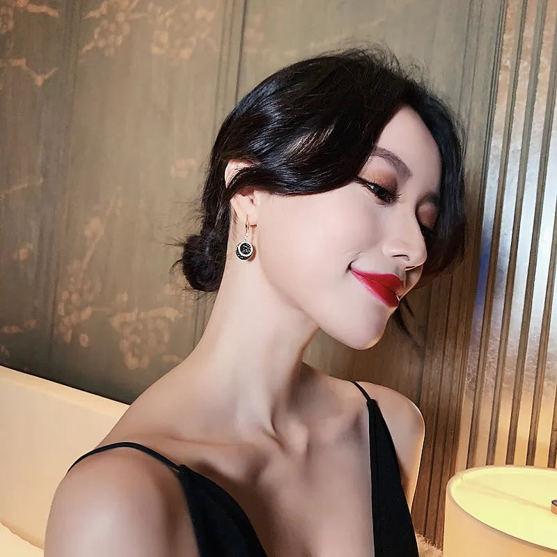 Black geometric retro Hong Kong style alloy earrings with 3.6cm length