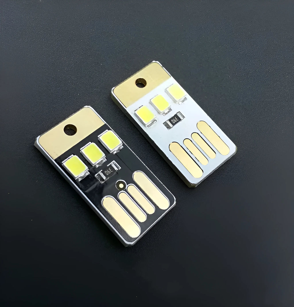Mini 3LED USB light ultra-thin portable night light in black, with keyring attachment, 24x12x2mm