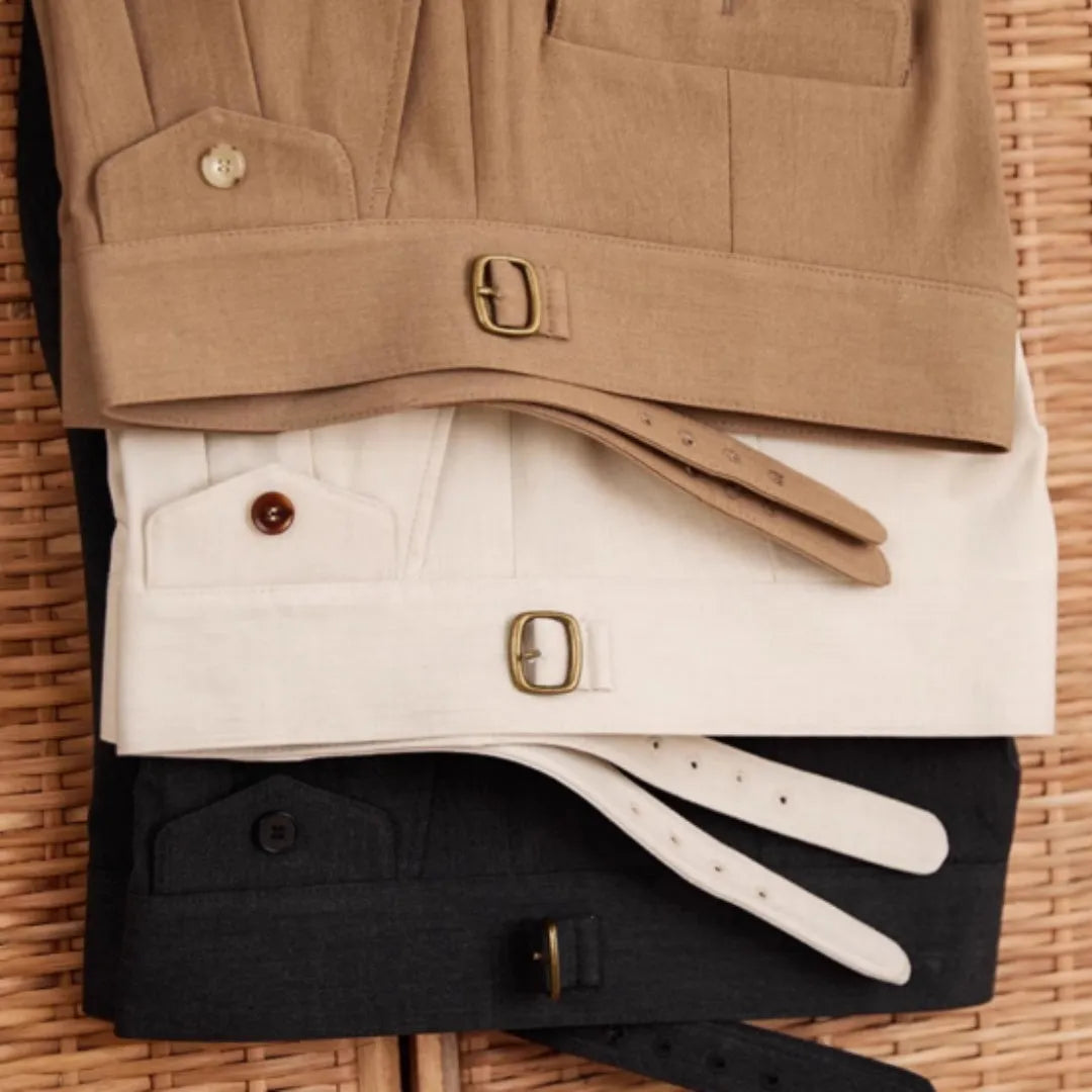 Men's slim fit straight leg trousers in wrinkle-resistant polyester fabric