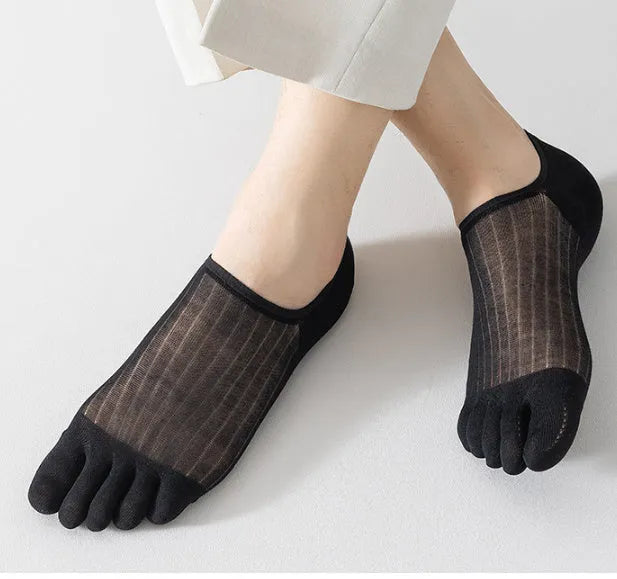 Modal cotton five-finger boat socks in solid colours including black, dark grey, khaki, light grey and white